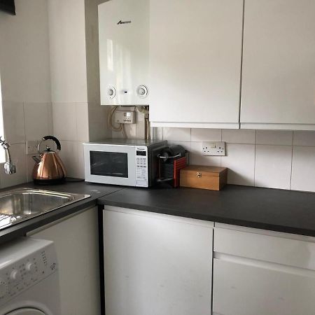 Rowan Tree Villa Aylesbury  Ngoại thất bức ảnh